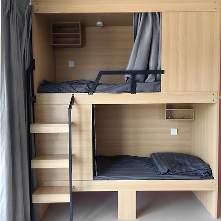 Arena Boutique Hotel Female Only 通萨拉 外观 照片