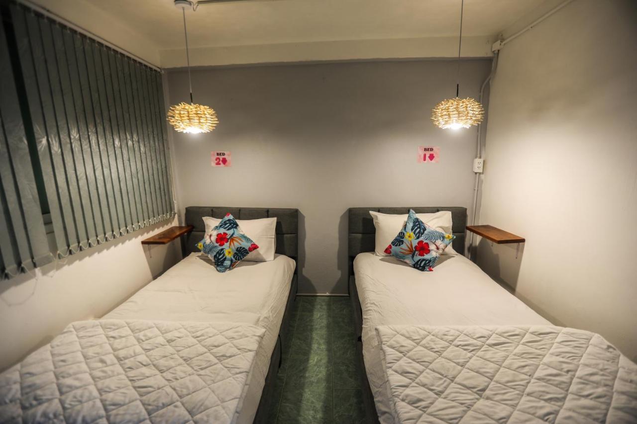 Arena Boutique Hotel Female Only 通萨拉 外观 照片