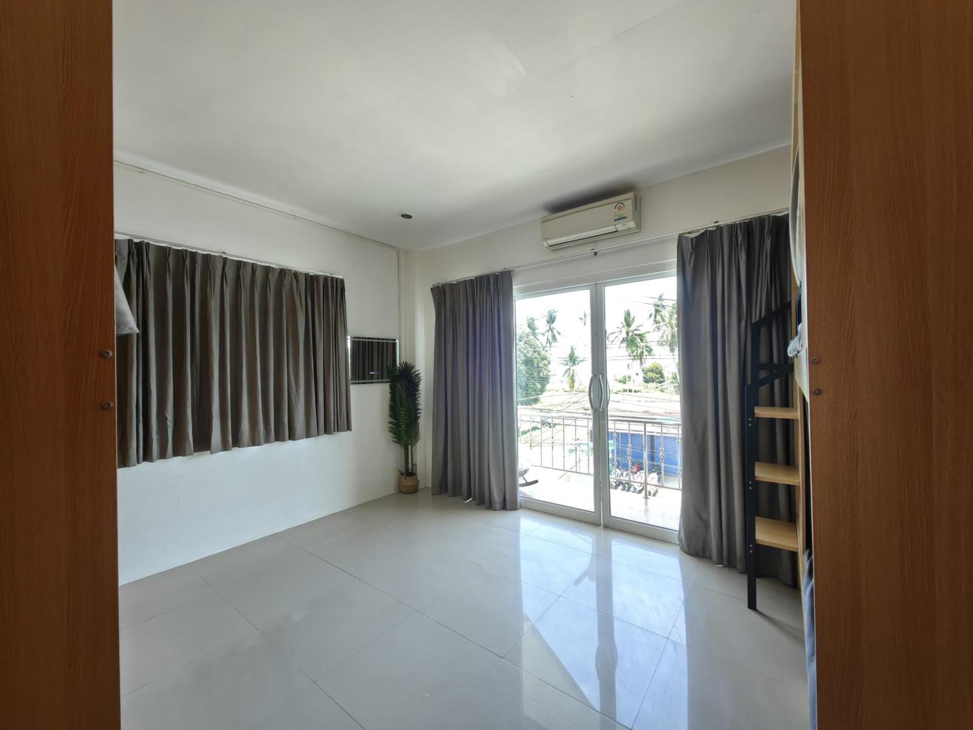 Arena Boutique Hotel Female Only 通萨拉 外观 照片