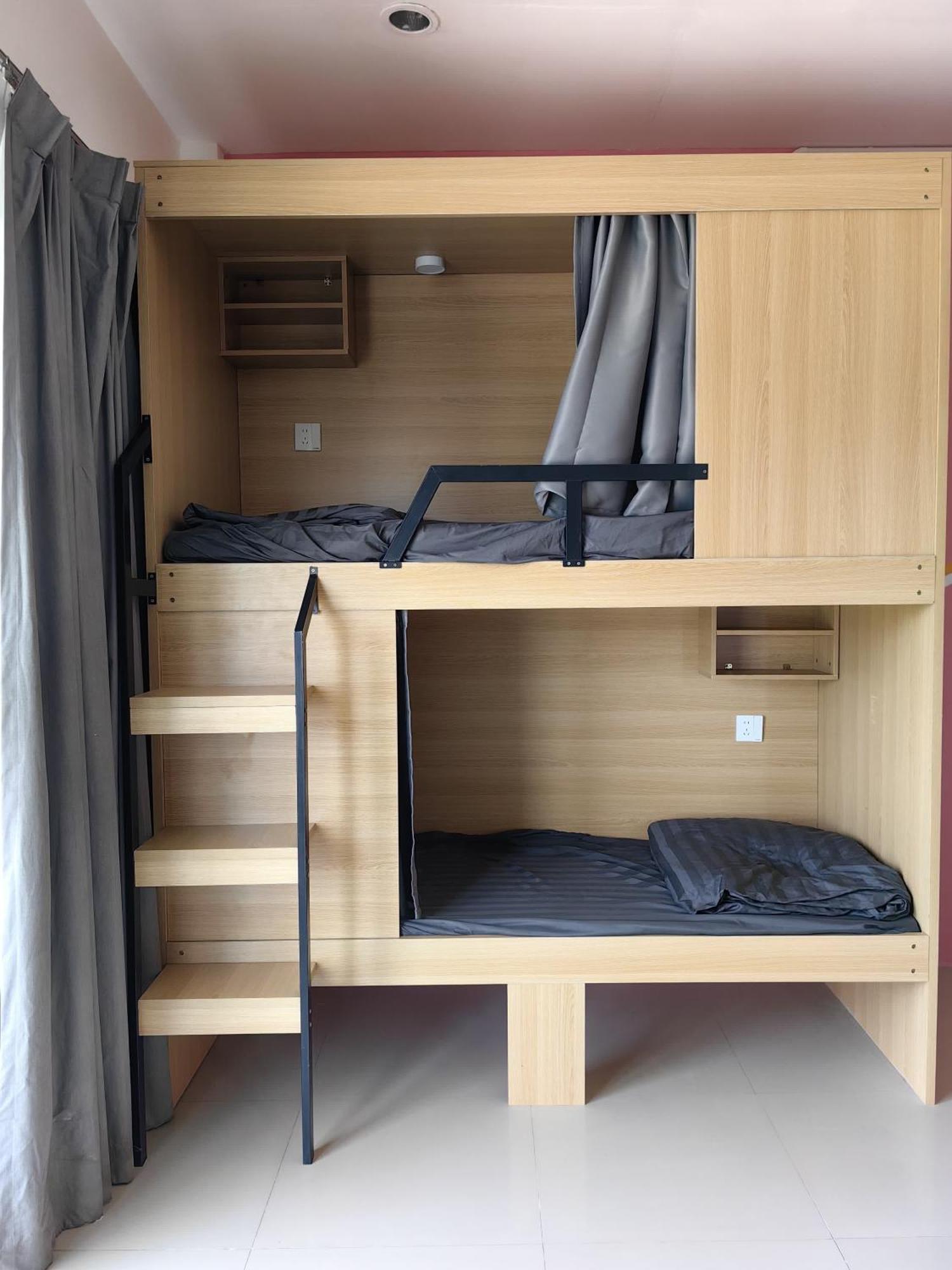 Arena Boutique Hotel Female Only 通萨拉 外观 照片